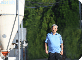 森岡養豚のスタッフ